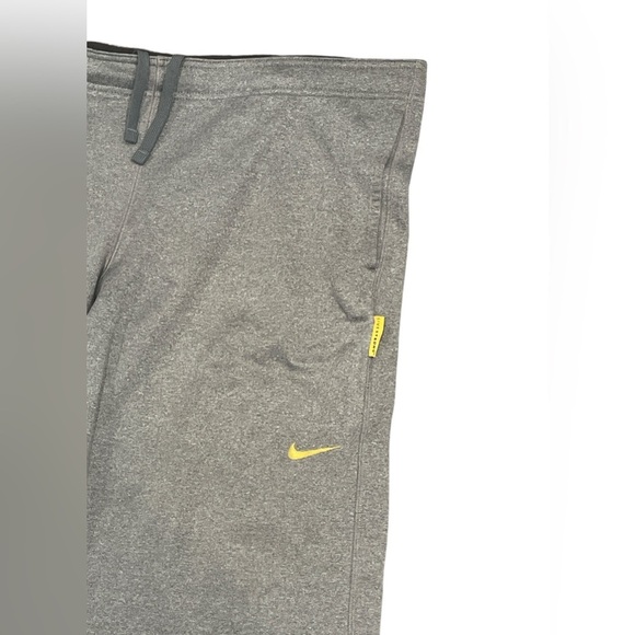 Nike Men’s Gray LIVESTRONG Therma-Fit Sweatpants Size L - Picture 2 of 6